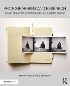 Couverture de l’ouvrage Photographers and Research
