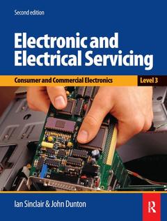 Couverture de l’ouvrage Electronic and Electrical Servicing - Level 3