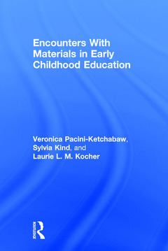 Couverture de l’ouvrage Encounters With Materials in Early Childhood Education