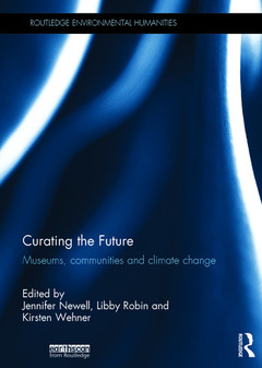 Couverture de l’ouvrage Curating the Future