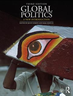 Couverture de l’ouvrage Global Politics