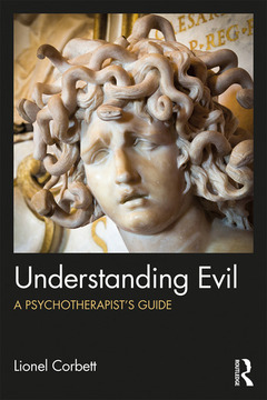 Couverture de l’ouvrage Understanding Evil