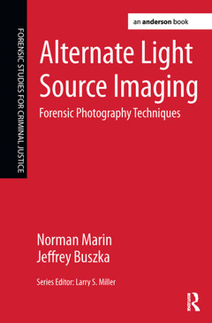 Couverture de l’ouvrage Alternate Light Source Imaging
