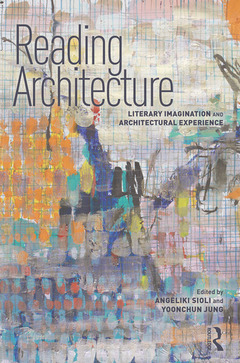 Couverture de l’ouvrage Reading Architecture