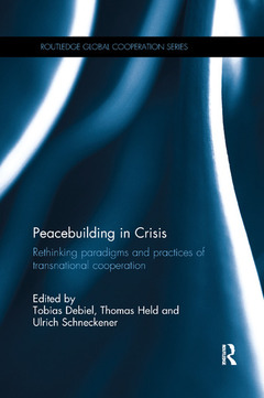 Couverture de l’ouvrage Peacebuilding in Crisis