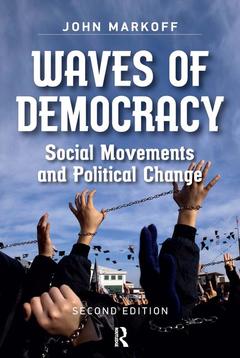 Couverture de l’ouvrage Waves of Democracy