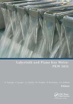 Couverture de l’ouvrage Labyrinth and Piano Key Weirs