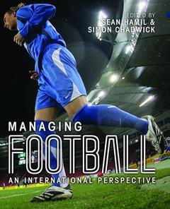 Couverture de l’ouvrage Managing Football