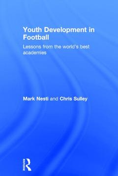 Couverture de l’ouvrage Youth Development in Football