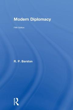 Couverture de l’ouvrage Modern Diplomacy