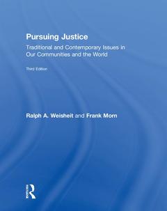 Couverture de l’ouvrage Pursuing Justice