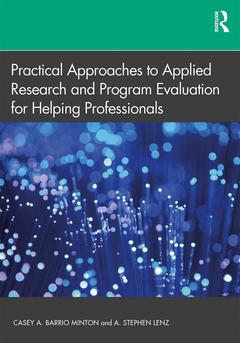 Couverture de l’ouvrage Practical Approaches to Applied Research and Program Evaluation for Helping Professionals