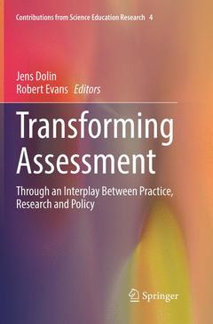 Couverture de l’ouvrage Transforming Assessment