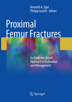 Couverture de l’ouvrage Proximal Femur Fractures
