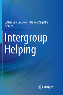 Couverture de l’ouvrage Intergroup Helping