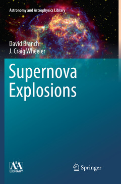 Couverture de l’ouvrage Supernova Explosions