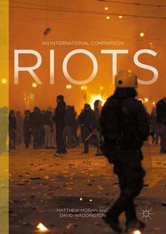 Couverture de l’ouvrage Riots