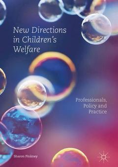 Couverture de l’ouvrage New Directions in Children's Welfare
