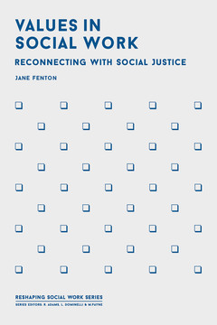 Couverture de l’ouvrage Values in Social Work
