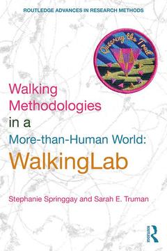 Couverture de l’ouvrage Walking Methodologies in a More-than-human World