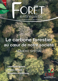 Cover of the book La carbone forestier au coeur de notre société 