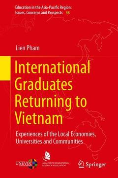 Couverture de l’ouvrage International Graduates Returning to Vietnam