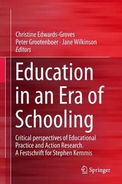 Couverture de l’ouvrage Education in an Era of Schooling