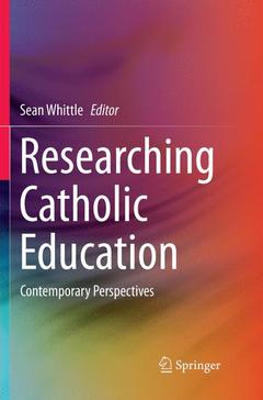 Couverture de l’ouvrage Researching Catholic Education