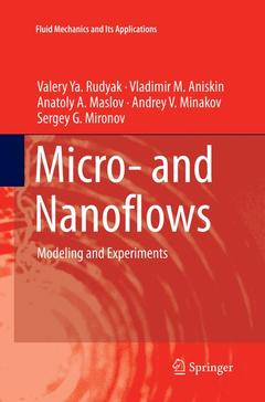 Couverture de l’ouvrage Micro- and Nanoflows