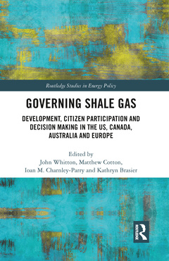 Couverture de l’ouvrage Governing Shale Gas