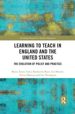 Couverture de l’ouvrage Learning to Teach in England and the United States