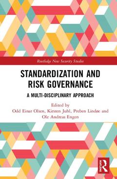 Couverture de l’ouvrage Standardization and Risk Governance