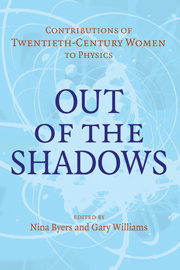 Couverture de l’ouvrage Out of the Shadows