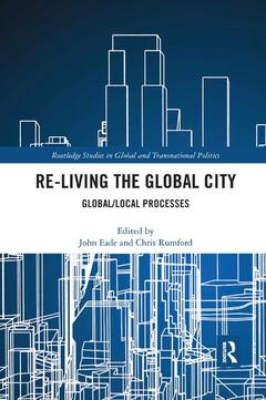 Couverture de l’ouvrage Re-Living the Global City