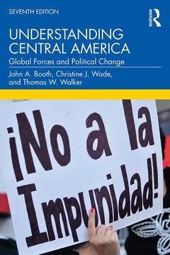 Couverture de l’ouvrage Understanding Central America