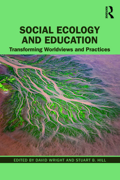 Couverture de l’ouvrage Social Ecology and Education