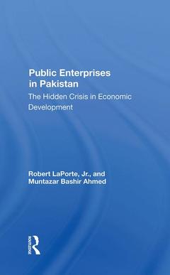 Couverture de l’ouvrage Public Enterprises In Pakistan