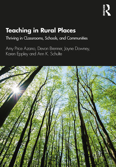Couverture de l’ouvrage Teaching in Rural Places