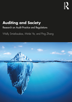Couverture de l’ouvrage Auditing and Society