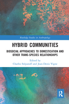 Couverture de l’ouvrage Hybrid Communities