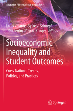 Couverture de l’ouvrage Socioeconomic Inequality and Student Outcomes