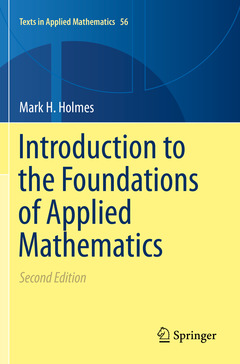 Couverture de l’ouvrage Introduction to the Foundations of Applied Mathematics