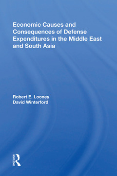 Couverture de l’ouvrage Economic Causes And Consequences Of Defense Expenditures In The Middle East And South Asia