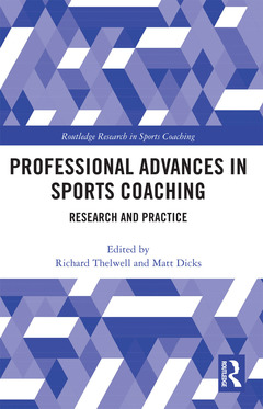 Couverture de l’ouvrage Professional Advances in Sports Coaching
