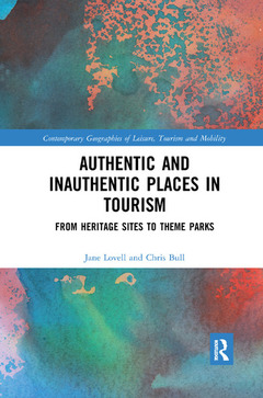 Couverture de l’ouvrage Authentic and Inauthentic Places in Tourism