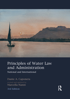Couverture de l’ouvrage Principles of Water Law and Administration