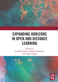 Couverture de l’ouvrage Expanding Horizons in Open and Distance Learning