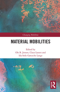 Couverture de l’ouvrage Material Mobilities