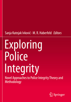 Couverture de l’ouvrage Exploring Police Integrity
