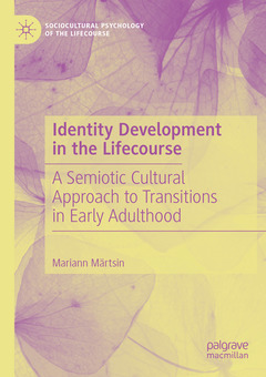 Couverture de l’ouvrage Identity Development in the Lifecourse